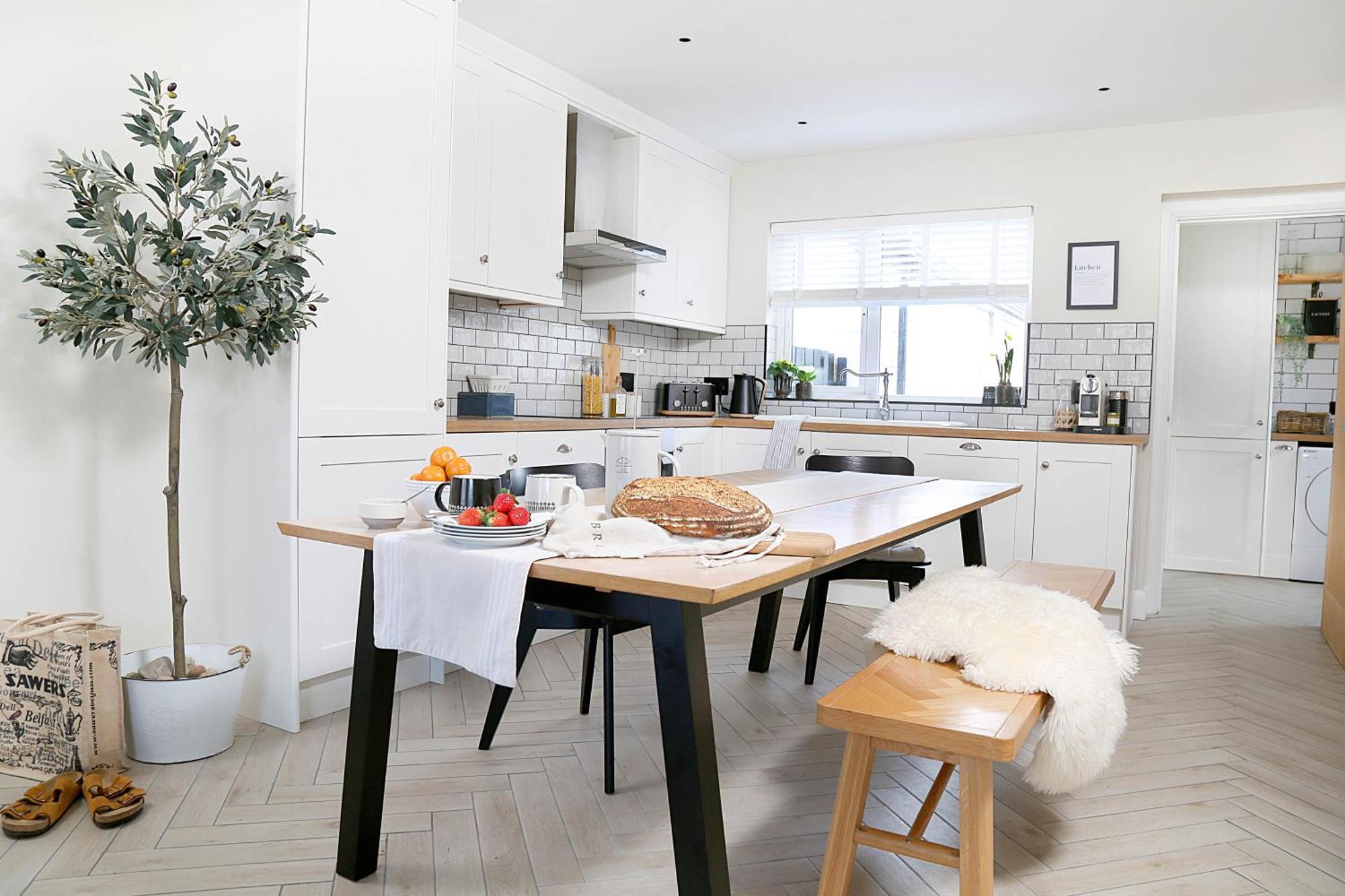 Newly Refurbished On The North Coast - Aonb